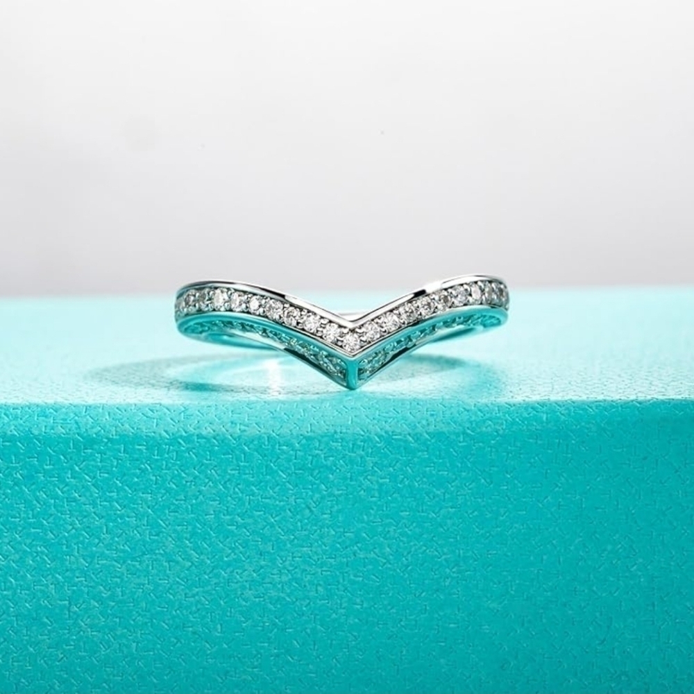 Crown Curved Sterling Silver S925 Moissanite Band Eternity Ring Diamond Wedding